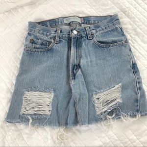 Levi’s Distressed Jean Skirt - Size 29